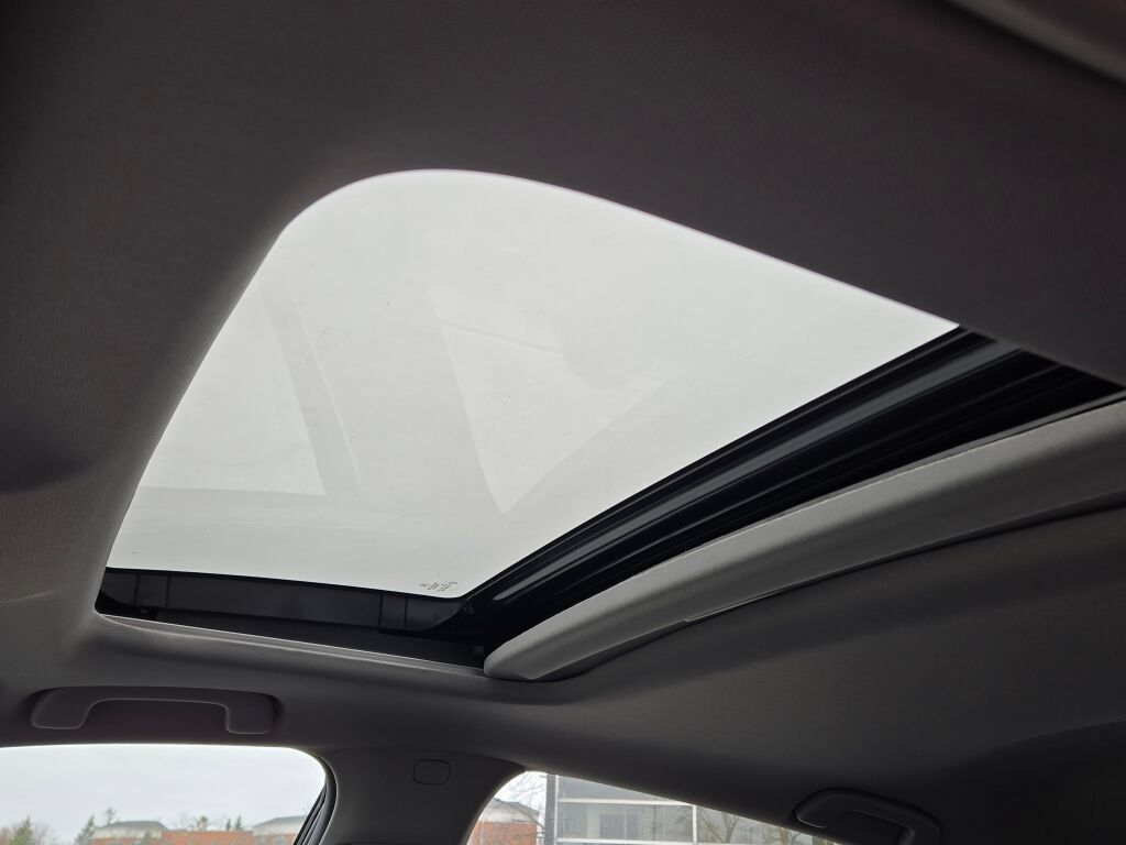 Used 2026 Acura Integra FWD image 3