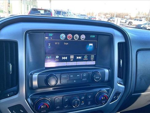 Used 2018 GMC Sierra 1500 SLT w/ SLT Premium Package image 21