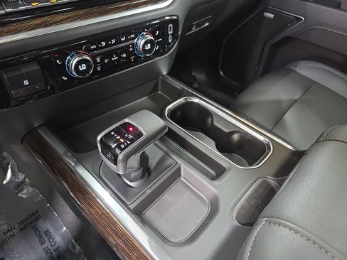 New 2026 GMC Sierra 1500 Elevation w/ Elevation Premium Package AWD/4WD image 25