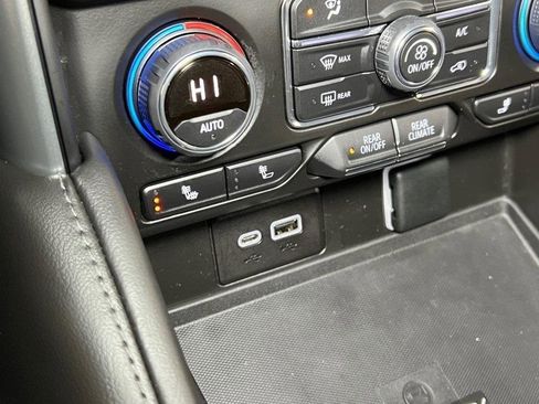 Used 2023 Chevrolet Tahoe Z71 image 44