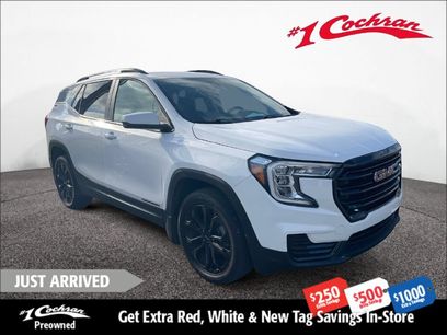 Used 2022 GMC Terrain SLE w/ Driver Convenience Package