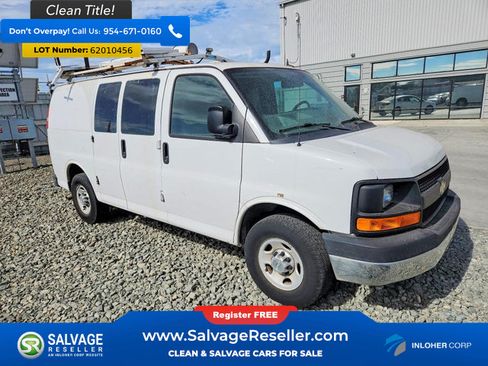 Used 2014 Chevrolet Express 2500 w/ Cold Climate Package RWD image 5