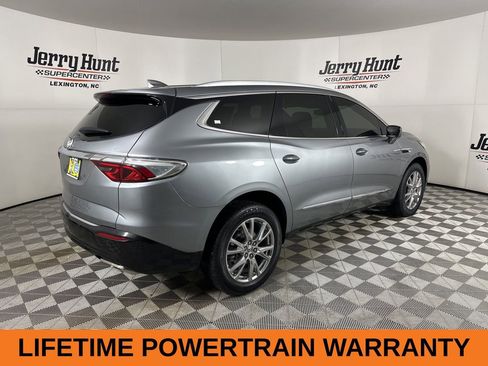 Used 2023 Buick Enclave Essence w/ Experience Buick Package image 5