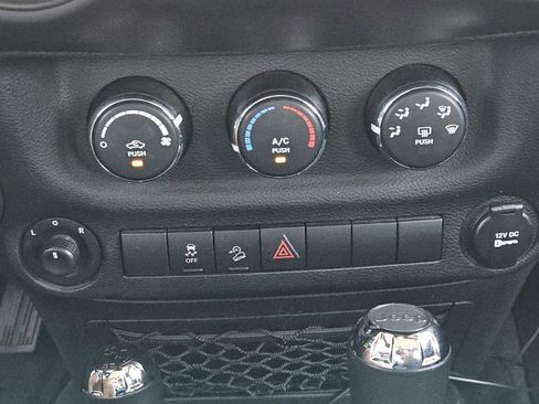 Used 2017 Jeep Wrangler Unlimited Sport w/ Quick Order Package 24S image 16