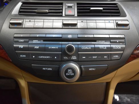 Used 2010 Honda Crosstour EX-L image 21