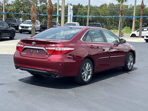 Used 2017 Toyota Camry SE FWD image 7