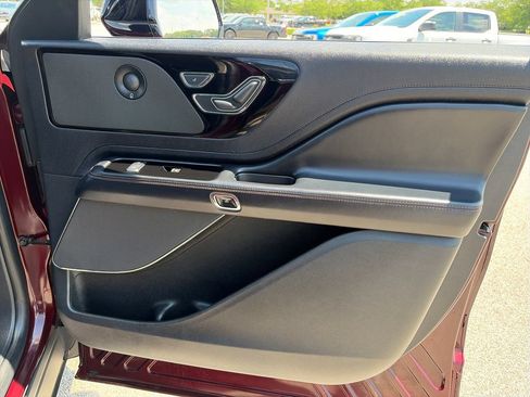 Used 2020 Lincoln Aviator Reserve w/ Equipment Group 201A AWD/4WD image 9