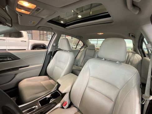 Used 2014 Honda Accord EX-L image 10