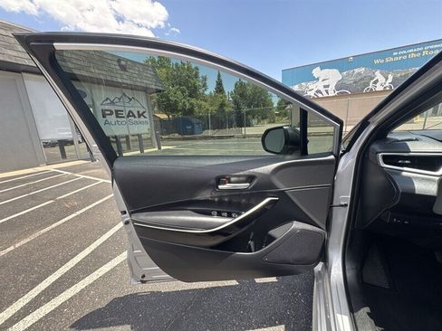 Used 2023 Toyota Corolla XSE FWD image 9