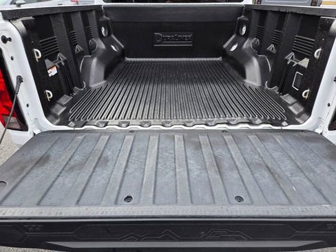 Used 2023 Chevrolet Colorado W/T image 13