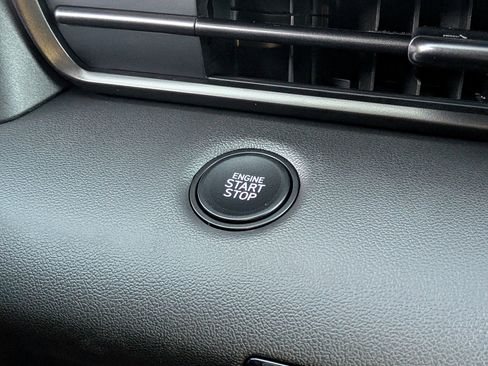 New 2026 Hyundai Elantra SEL Sport image 13