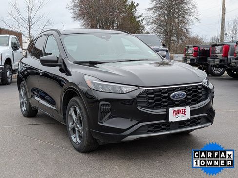 Certified 2023 Ford Escape ST-Line w/ Tech Pack #1 AWD/4WD image 32