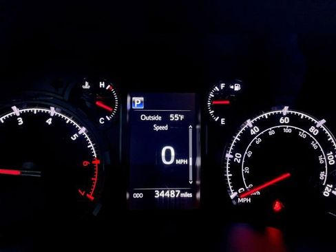 Used 2024 Toyota 4Runner SR5 image 15