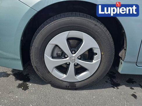 Used 2013 Toyota Prius Four image 16