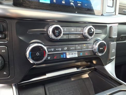 Certified 2022 Ford F150 Platinum w/ Equipment Group 701A High image 16