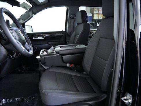 Used 2024 Chevrolet Silverado 1500 LT image 16