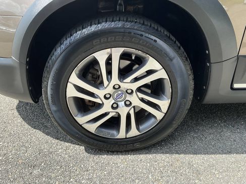 Used 2015 Volvo XC70 3.2 Platinum AWD/4WD image 15