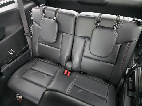 Used 2025 Ford Explorer ST AWD/4WD image 12