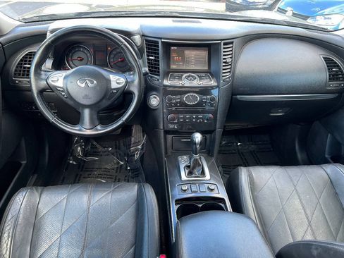 Used 2010 INFINITI FX35 AWD w/ Premium Pkg image 29
