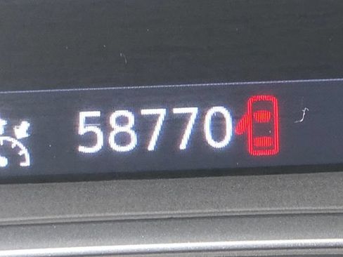 Used 2021 Chevrolet Traverse High Country FWD image 26