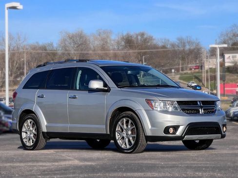 Used 2013 Dodge Journey R/T image 1