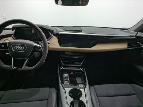 Used 2022 Audi e-tron GT Premium Plus AWD/4WD image 27
