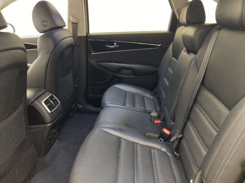 Used 2020 Kia Sorento EX FWD image 18