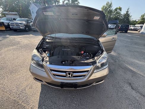 Used 2005 Honda Odyssey EX-L image 17