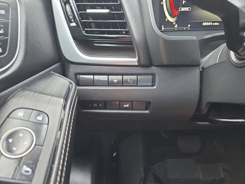 Used 2021 Nissan Rogue Platinum AWD/4WD image 19