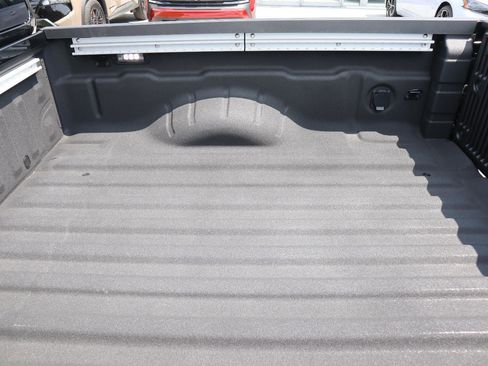 New 2026 Nissan Frontier SV w/ SV Convenience Package image 8