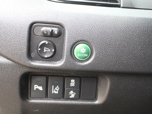 Used 2018 Honda Pilot Elite image 42