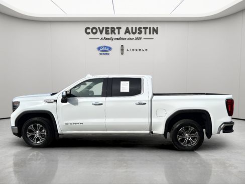 Used 2026 GMC Sierra 1500 SLT RWD image 3