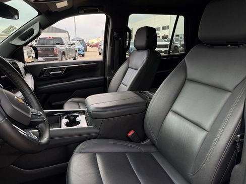 Certified 2025 Chevrolet Tahoe LT AWD/4WD image 18