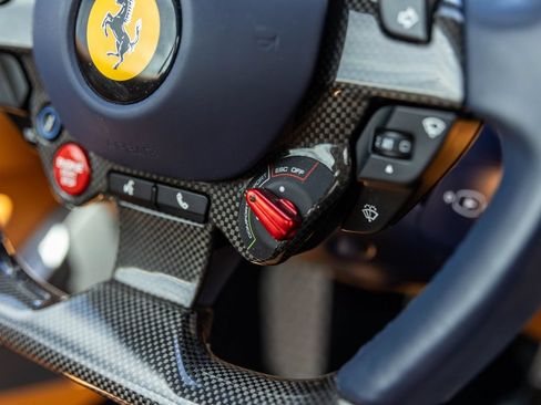 Used 2019 Ferrari Portofino RWD image 43