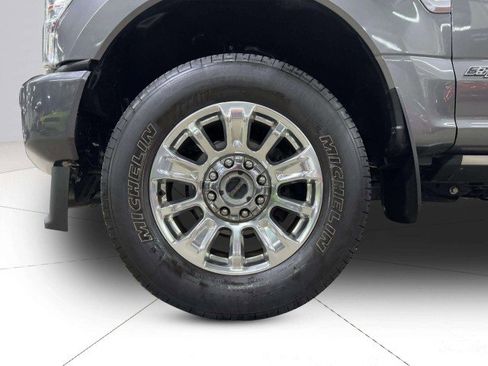 Used 2022 Ford F250 Limited w/ FX4 Off-Road Package image 81