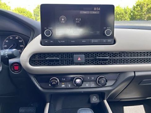 Certified 2023 Honda HR-V LX image 31