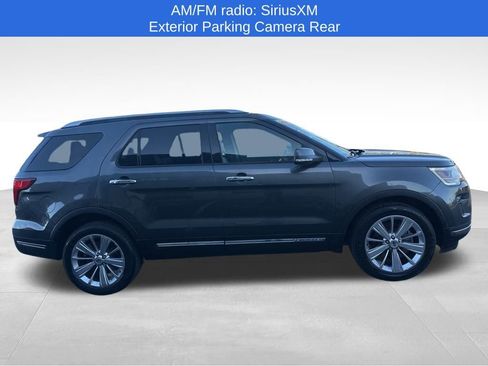 Used 2019 Ford Explorer Limited w/ Class III Trailer Tow Package image 5