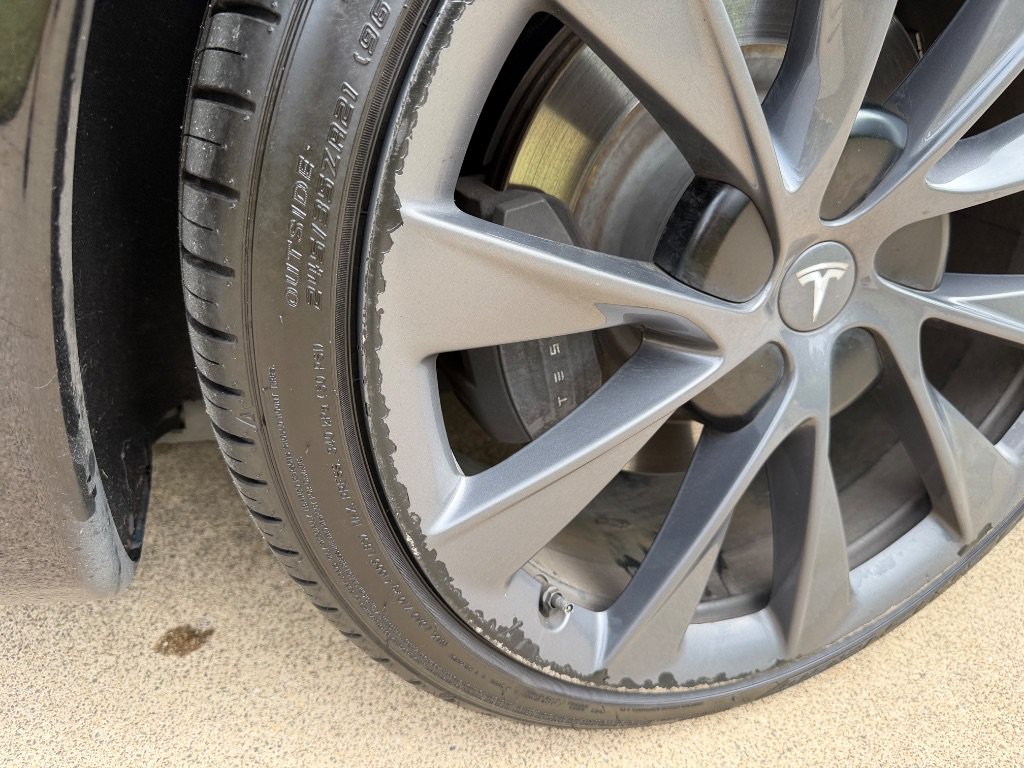 Used 2018 Tesla Model S 75D AWD/4WD image 30