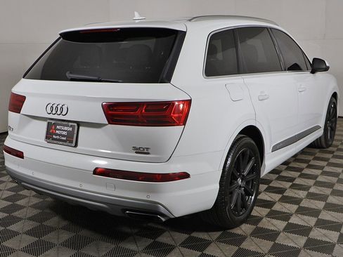Used 2018 Audi Q7 3.0T Prestige image 17
