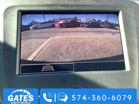 Used 2024 Chevrolet Equinox LS w/ LS Convenience Package image 16