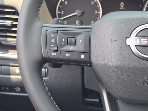 Used 2026 Nissan Rogue SV AWD/4WD image 33
