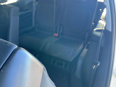 Used 2023 Jeep Grand Cherokee L Laredo image 23