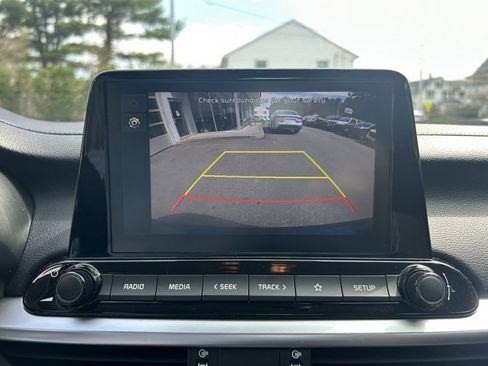 Used 2023 Kia Forte LXS w/ LXS Technology Package image 23