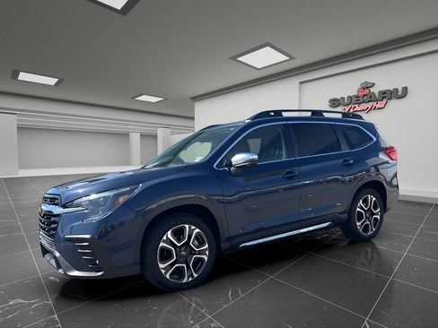 Certified 2023 Subaru Ascent Limited w/ Technology Package AWD/4WD image 7