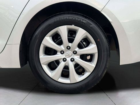 Used 2025 Toyota Corolla LE FWD image 55