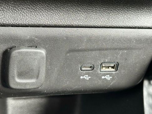 Used 2024 Chevrolet TrailBlazer LS image 14