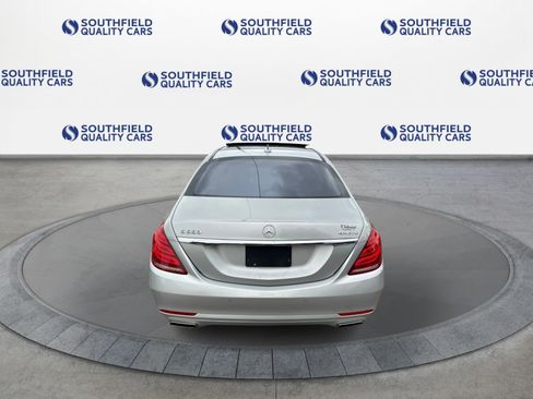 Used 2016 Mercedes-Benz S 550 4MATIC Sedan w/ Premium Package image 5