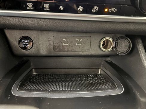 Used 2024 Nissan Rogue SV FWD image 24
