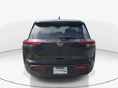Used 2025 Nissan Pathfinder S FWD image 7