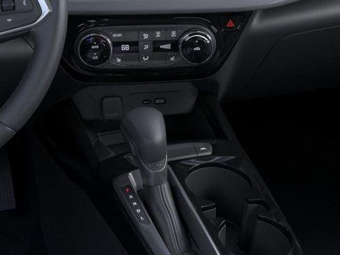 New 2026 Chevrolet Trax LT w/ Sunroof Package FWD image 23
